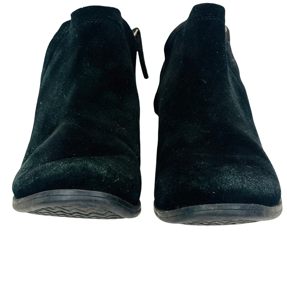 TOMS Kala Suede Ankle Booties Women's 6 Black Minimalist Chic Modern‎ Everyday